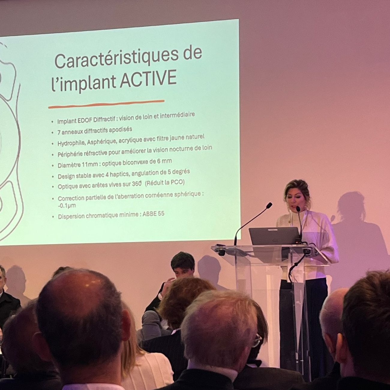 Dr. Sabrina Vismara Showcases Hanita Lenses’ Active IOL at Conference in Paris